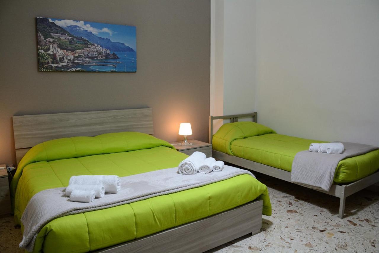 Residenza Margherita - Centralissima Salerno Exteriör bild