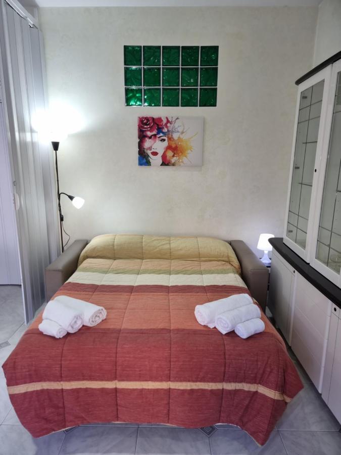 Residenza Margherita - Centralissima Salerno Exteriör bild
