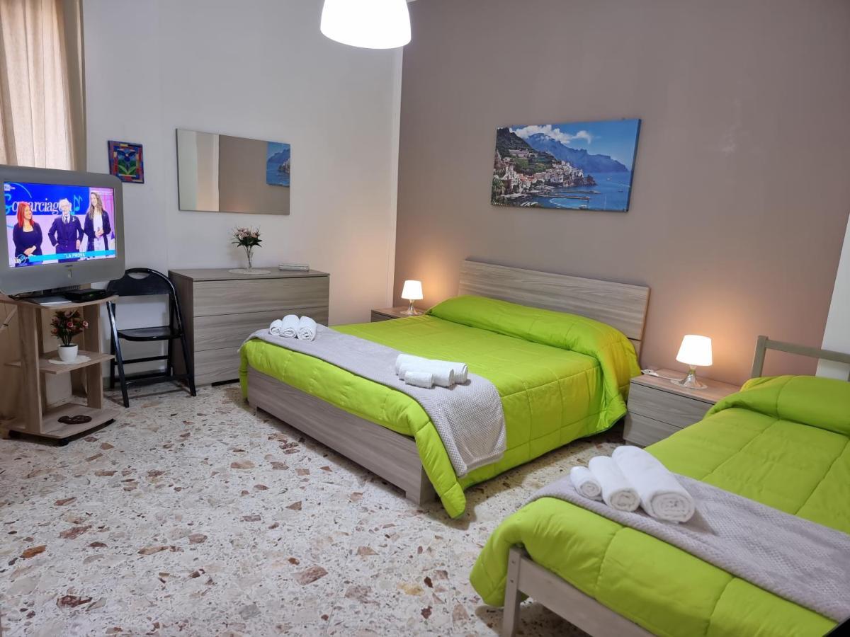 Residenza Margherita - Centralissima Salerno Exteriör bild