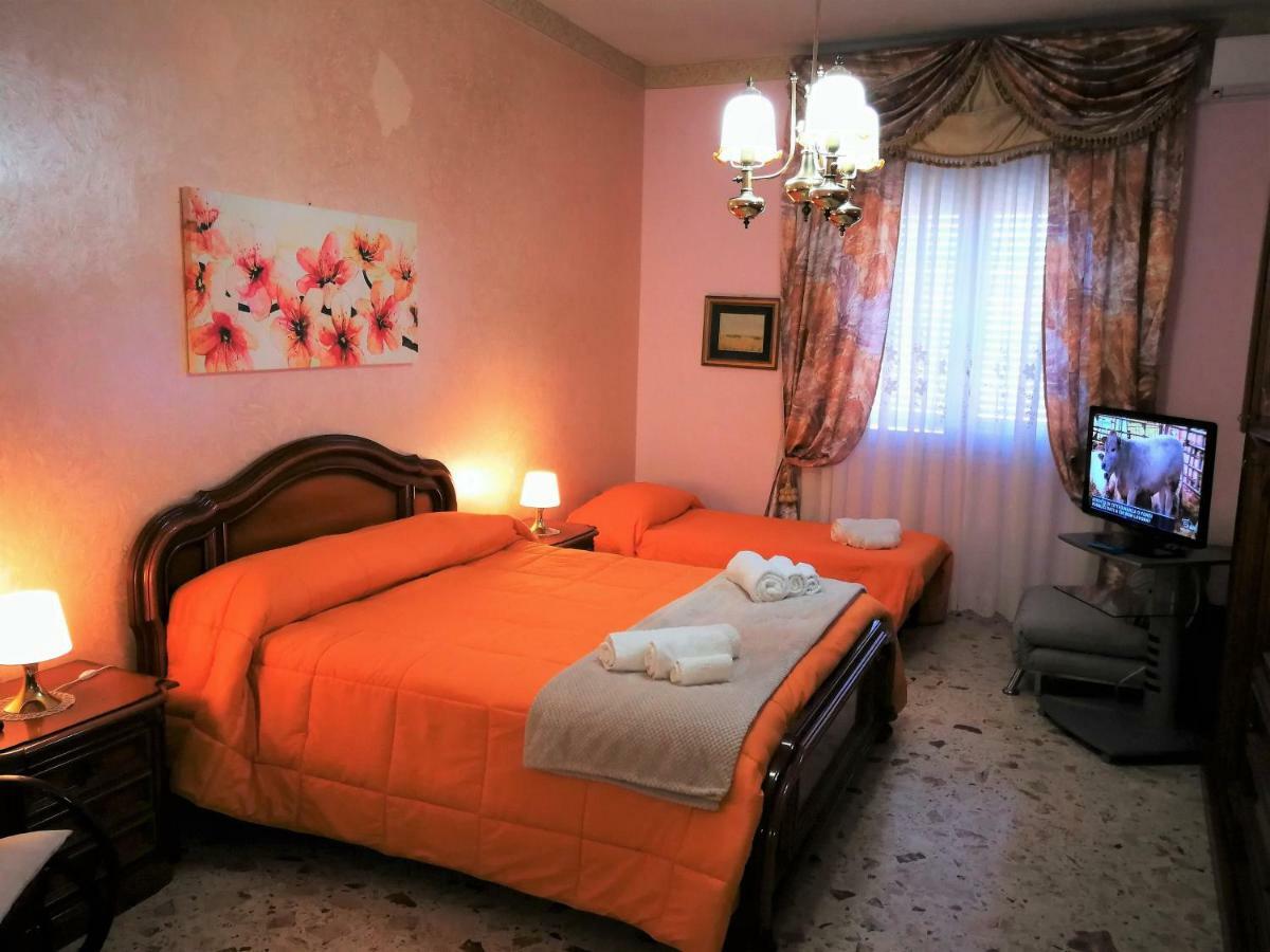 Residenza Margherita - Centralissima Salerno Exteriör bild
