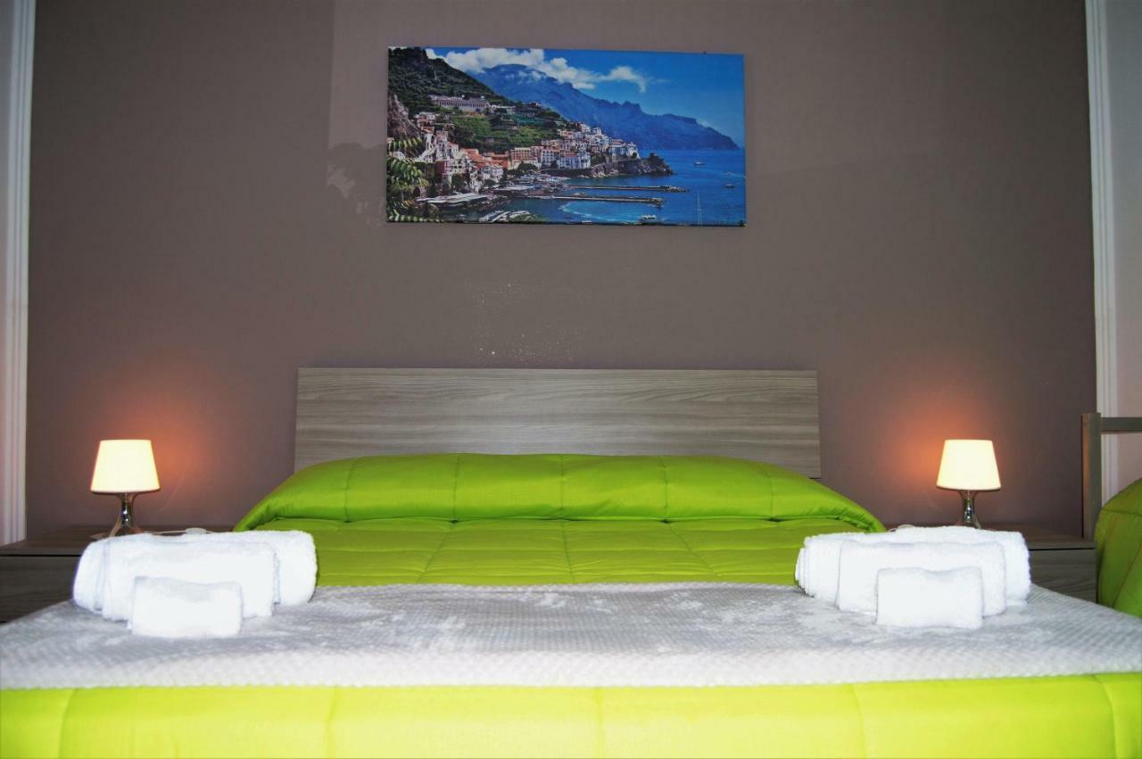 Residenza Margherita - Centralissima Salerno Exteriör bild